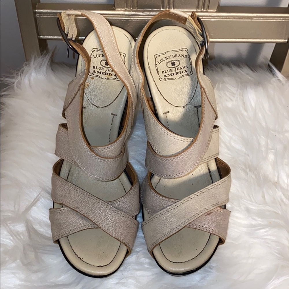 Lucky brand 🍀 wood block heels